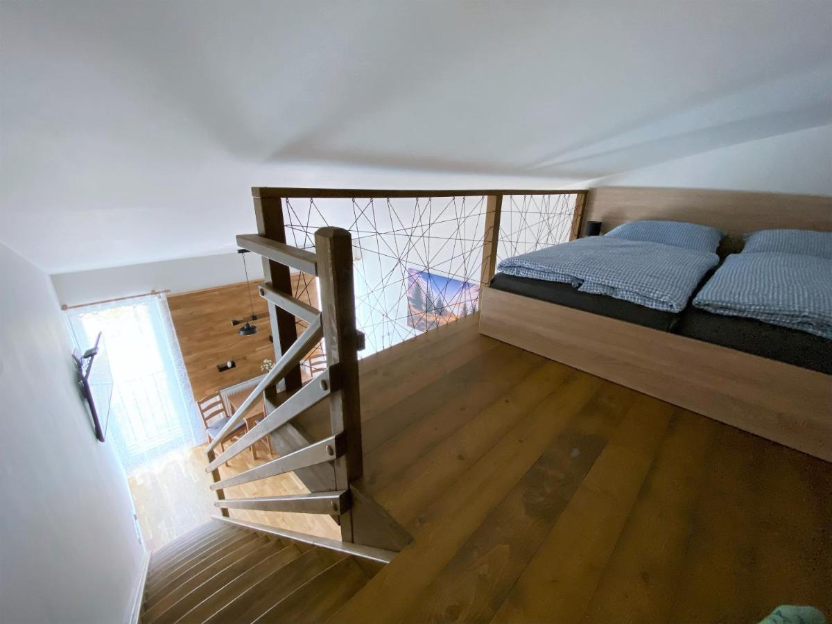 Miky Apartman Klinovec View Loučná pod Klínovcem Dış mekan fotoğraf